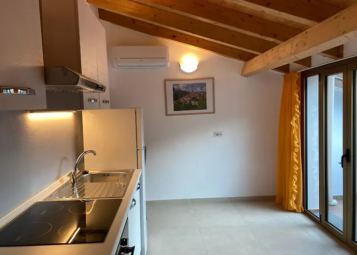 Casa Gaia, La Casa Sui Tetti *