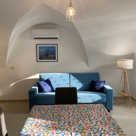 Casa Gaia, La Casa Sui Tetti