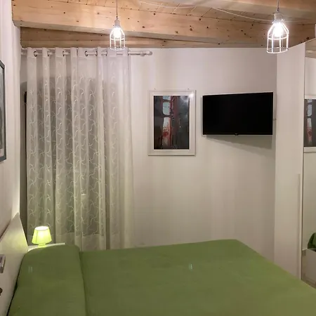 公寓 Casa Gaia, La Casa Sui Tetti Isolabona